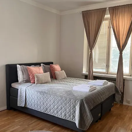 Your Chic Vibrant Airbnb Panzió Helsinki
