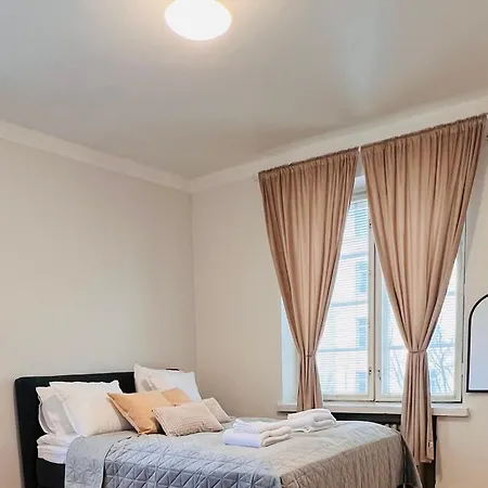 Oda ve Kahvaltı Your Chic Vibrant Airbnb